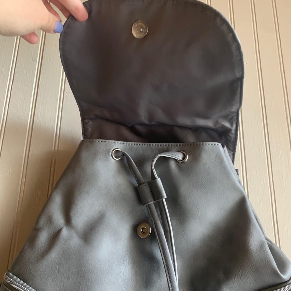 4/$25 Grey Drawstring Backpack - Picture 2 of 4